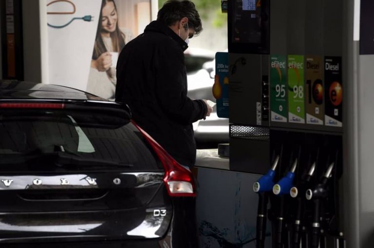 La inflación repunta hasta el 8,7 % por la subida de carburantes y alimentos