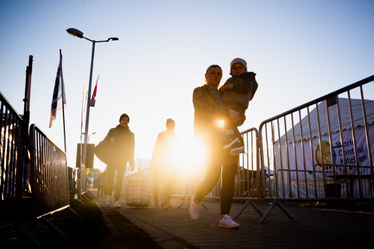 Los países de la UE han dado protección temporal a más de 4 millones de refugiados de la guerra en Ucrania