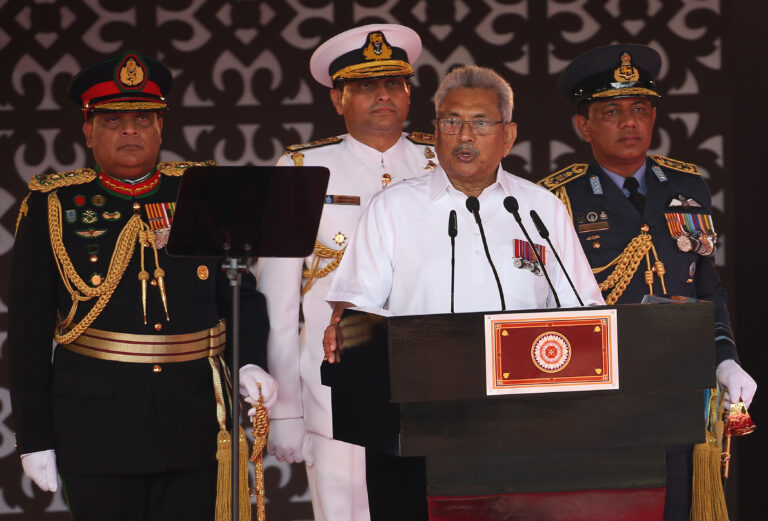 Dimite en bloque todo el Gobierno de Sri Lanka en medio de una ola de protestas