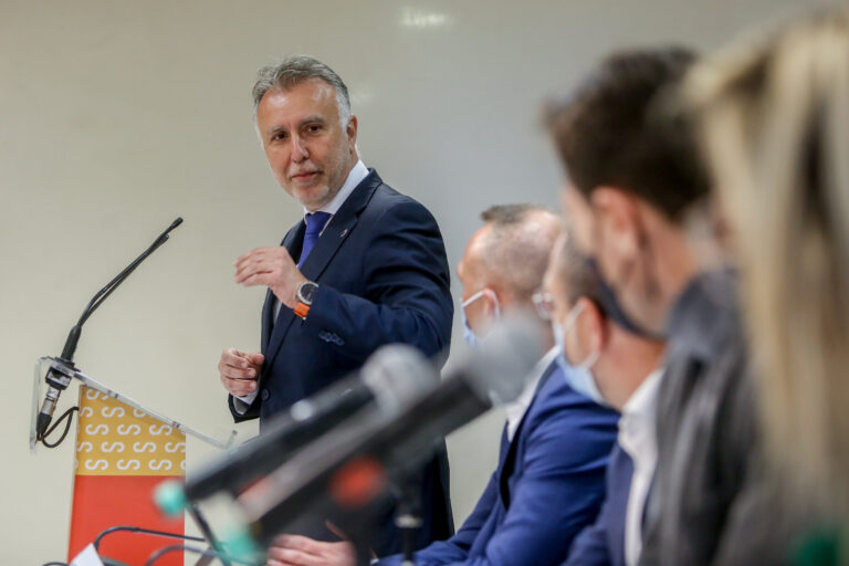 Canarias está en contacto con el Gobierno para clarificar la utilización del gas