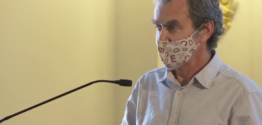 Fernando Simón es optimista sobre la evolución de la covid. Aboga por mantener la prudencia, pero ve muy posible una modificación del uso de las mascarillas