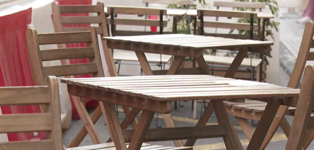 Los hosteleros deberán presentar una solicitud de licencia y pagar el impuesto correspondiente para mantener las terrazas exprés. Hasta ahora el Ayuntamiento no ha cobrado las tasas oportunas