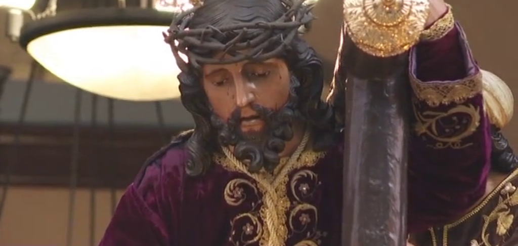 La procesión de El Encuentro recorre las calles de la capital grancanaria