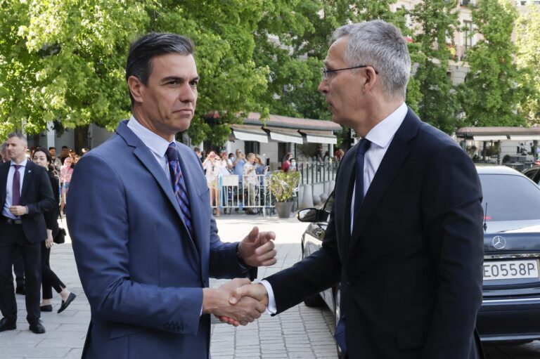 Sánchez anuncia un mayor gasto militar para preservar la seguridad