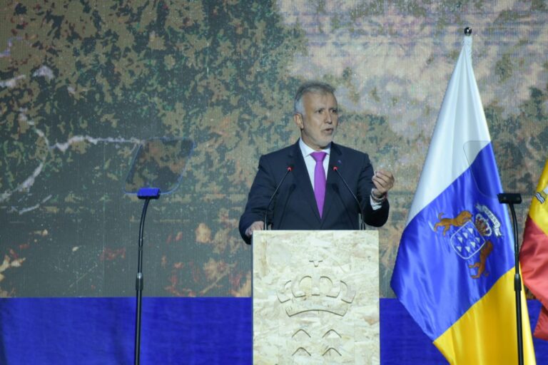 Ángel Víctor Torres hace una llamada a la unidad para aprobar los Presupuestos