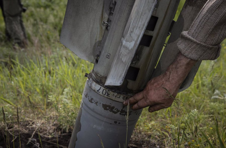 Condenado a cadena perpetua un soldado ruso acusado de crímenes de guerra en Ucrania