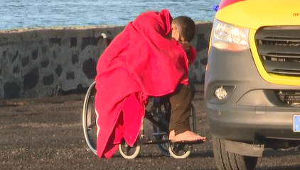 Salvamento desembarca en Gran Canaria y Lanzarote a 193 ocupantes de 4 pateras