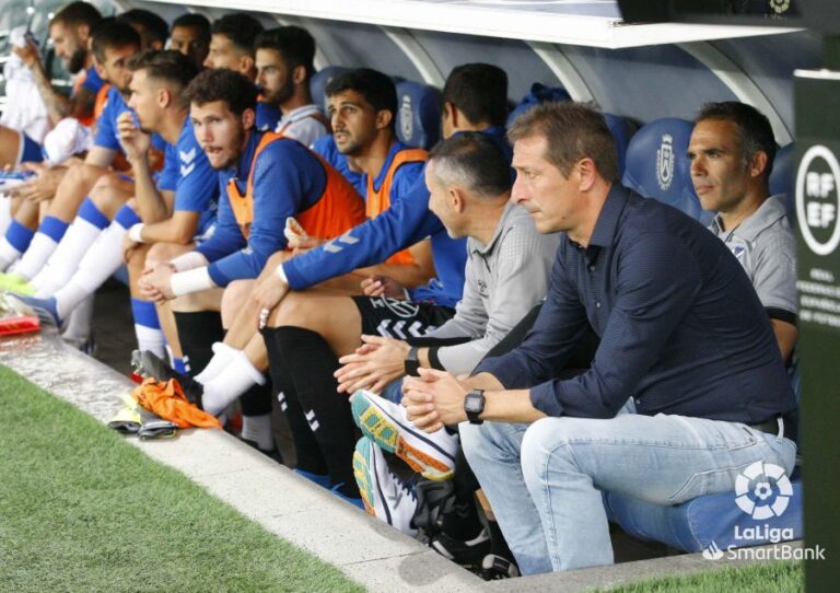 Ramis critica la disparidad de criterio del árbitro y reclama una tarjeta roja clara