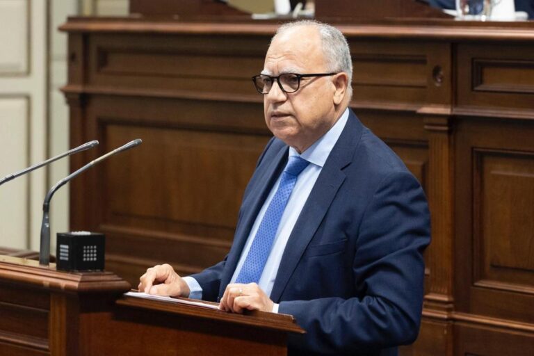 Curbelo preguntará en el Parlamento por la ampliación del Puerto de Playa de Santiago 