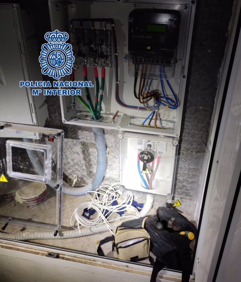 Detienen a dos hombres por robos con fuerza en Las Palmas de Gran Canaria