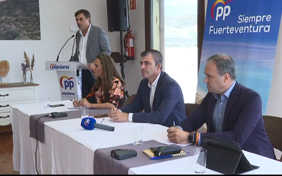 Domínguez se reúne con el sector turístico de Fuerteventura de cara al plan de gobierno del PP