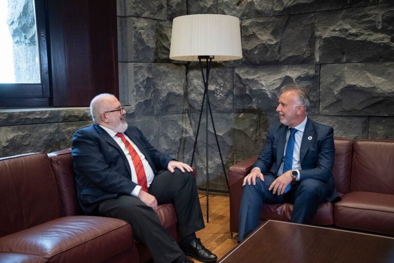 Los empresarios auguran un «otoño complicado» en Canarias