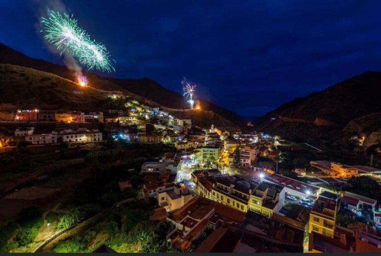 Las hogueras de San Juan iluminarán la noche de Canarias