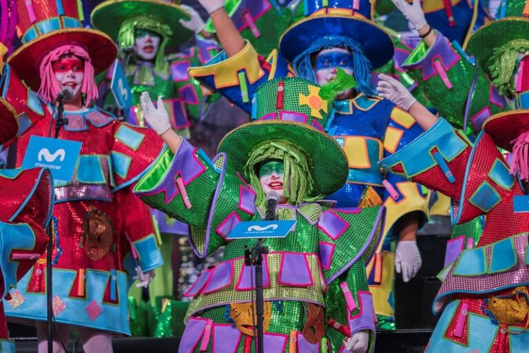 Las murgas infantiles de Santa Cruz de Tenerife cogen el protagonismo del carnaval