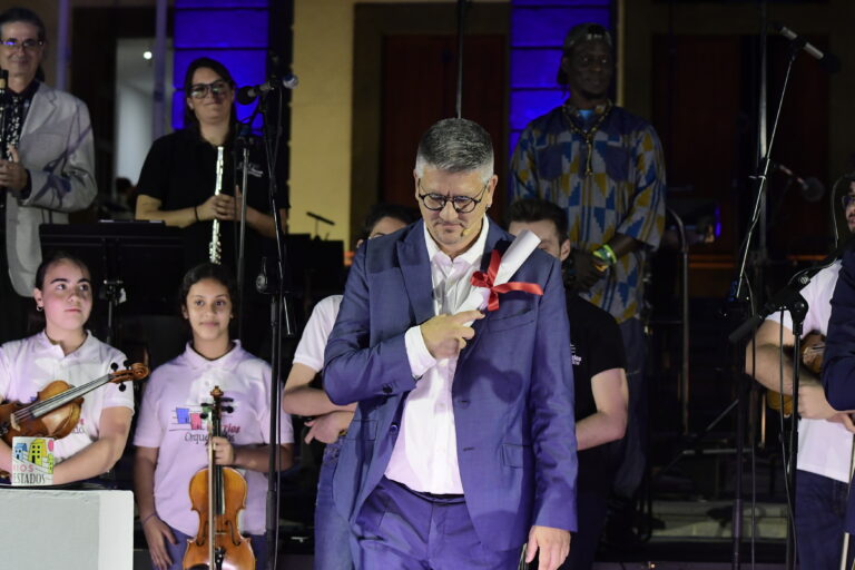 José Brito da la bienvenida a las Fiestas Fundacionales de Las Palmas de Gran Canaria
