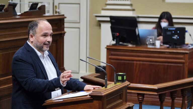 El Gobierno canario aboga por modificar la ley de aguas y potenciar la regeneración
