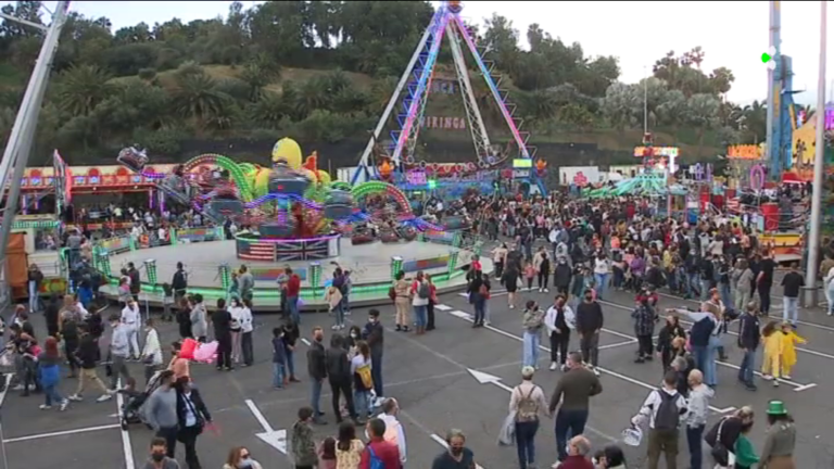 Malestar entre los feriantes tras la subasta de los puestos del Carnaval de Tenerife