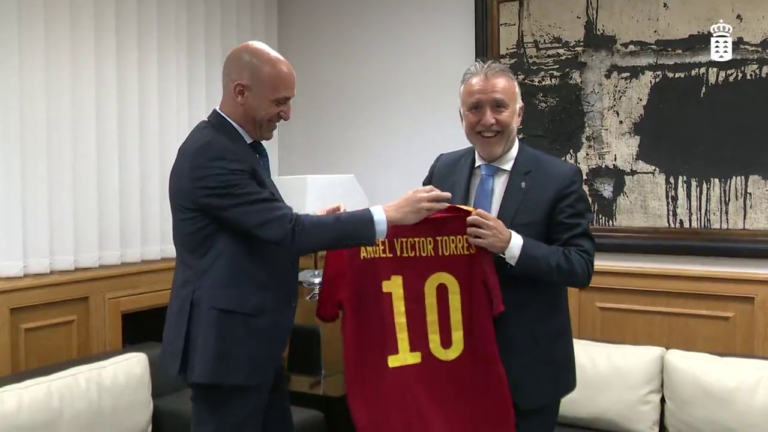 Canarias se ofrece para ser sede del Mundial 2030 de fútbol