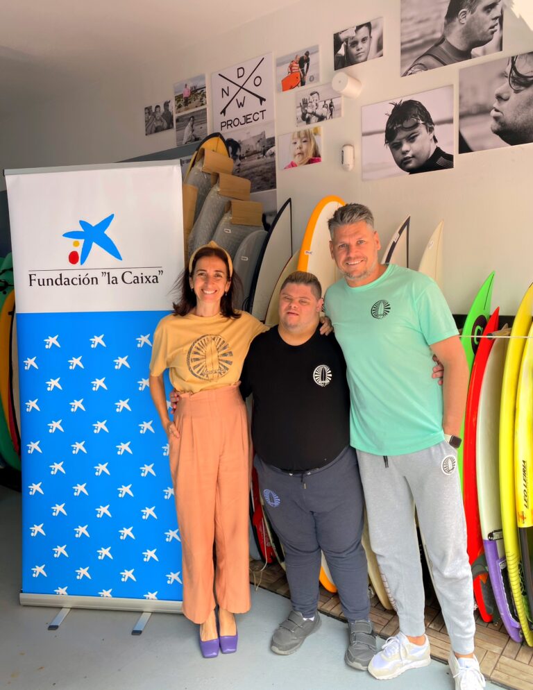 Fundación «la Caixa» colabora con Trisomía 21 de cara al ‘Open Surf’