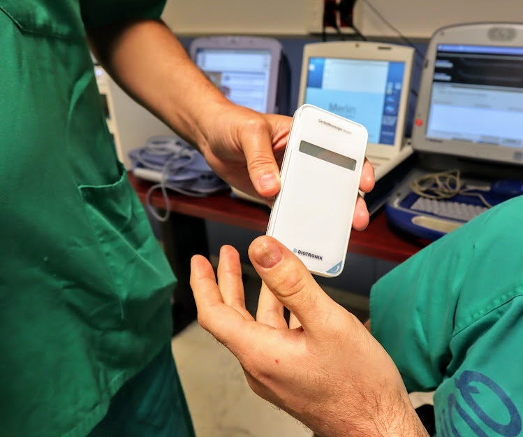 Sistema de control online de pacientes con marcapasos y desfibriladores