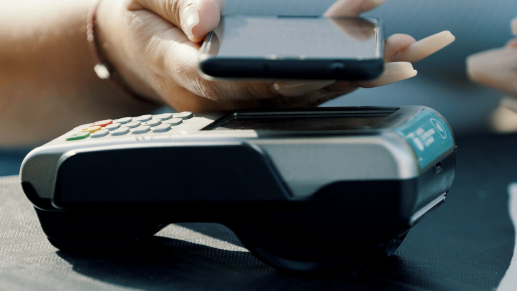 'Informe Trópico' analiza el abuso a la tecnología