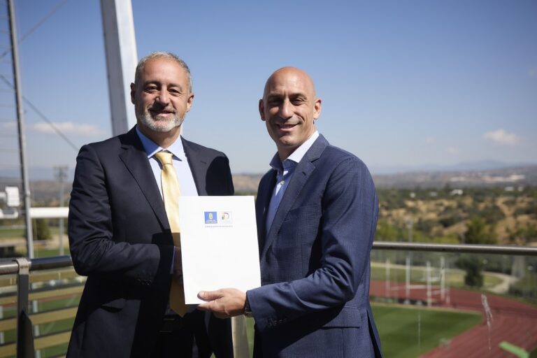 Gran Canaria presenta a la RFEF la solicitud para acoger el Mundial 2030