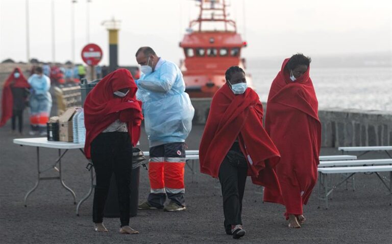 Al menos 49 muertos en un naufragio en Tan Tan, Marruecos, cuando viajaban a Canarias