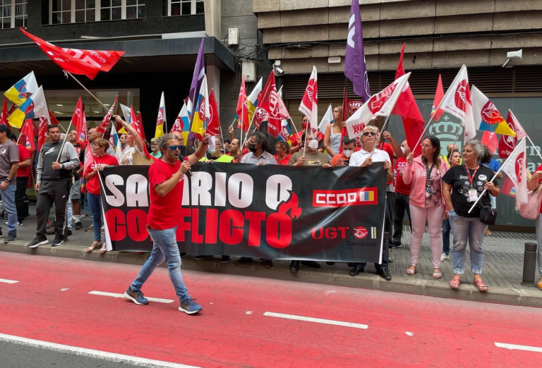 Los empresarios se muestran cautos ante la subida salarial que piden los sindicatos