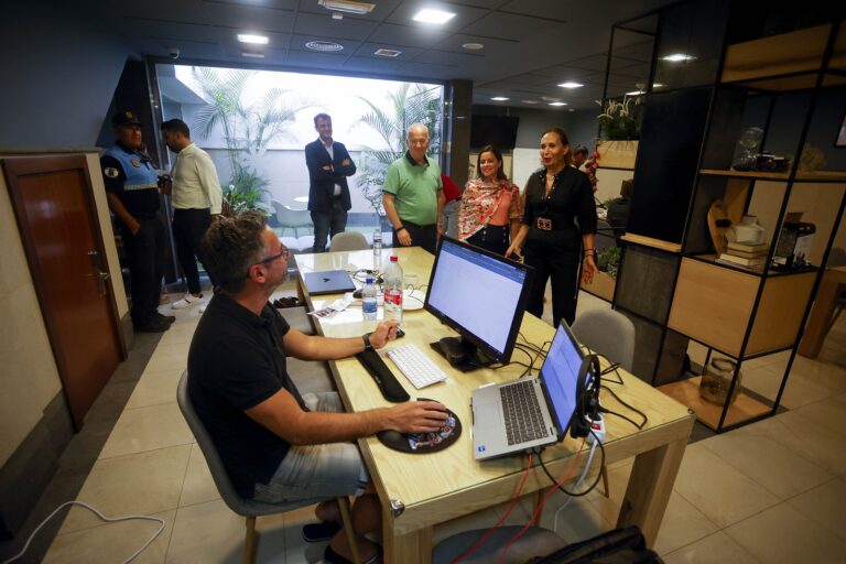 Canarias recibe más de 35.000 teletrabajadores en el primer semestre