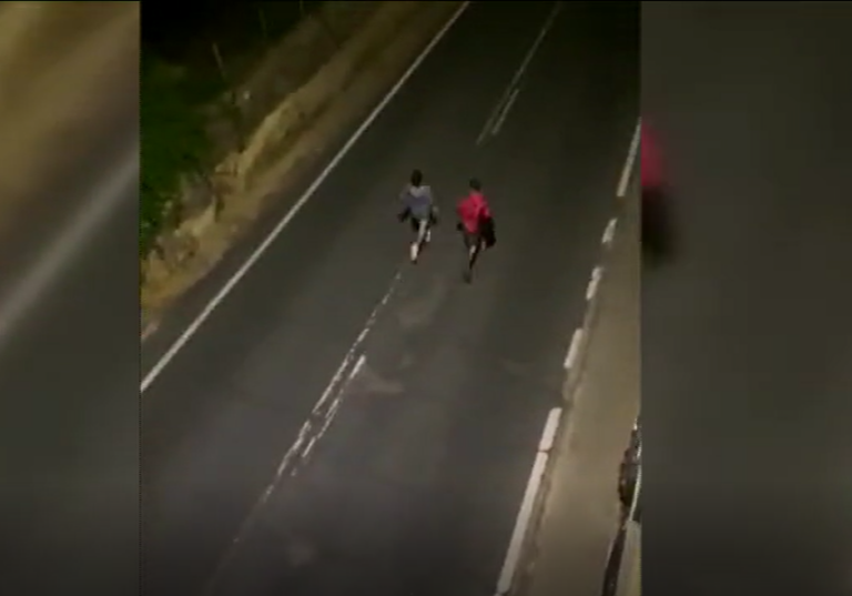 Una pareja huye tras sufrir un accidente de coche en Gran Canaria