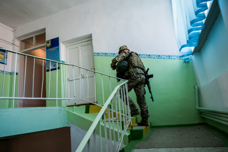 Rusia inaugura su administración cívico-militar en la región ucraniana de Jersón