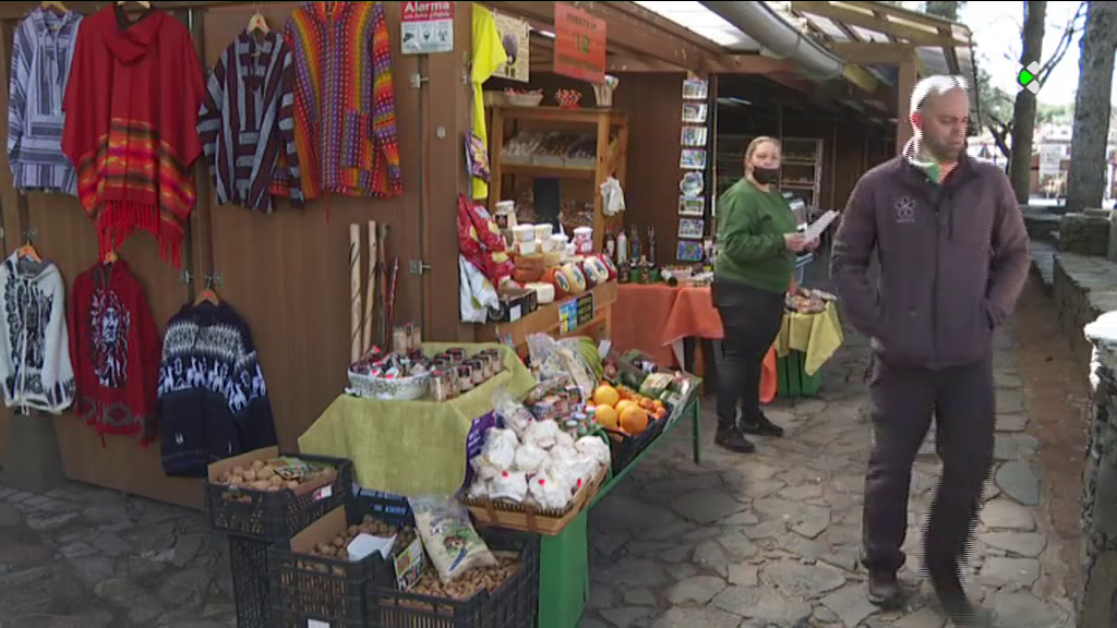 Los comerciantes de la Cruz de Tejeda reclaman que se les garantice su continuidad