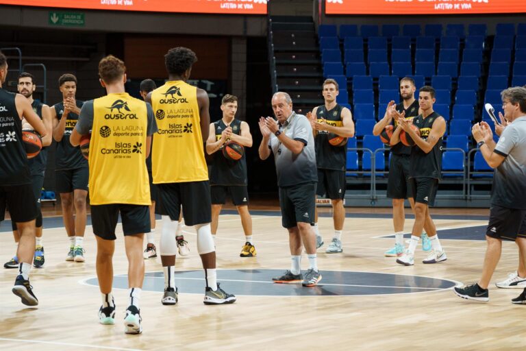 El Lenovo Tenerife afronta una nueva situación en su vuelta a los entrenamientos