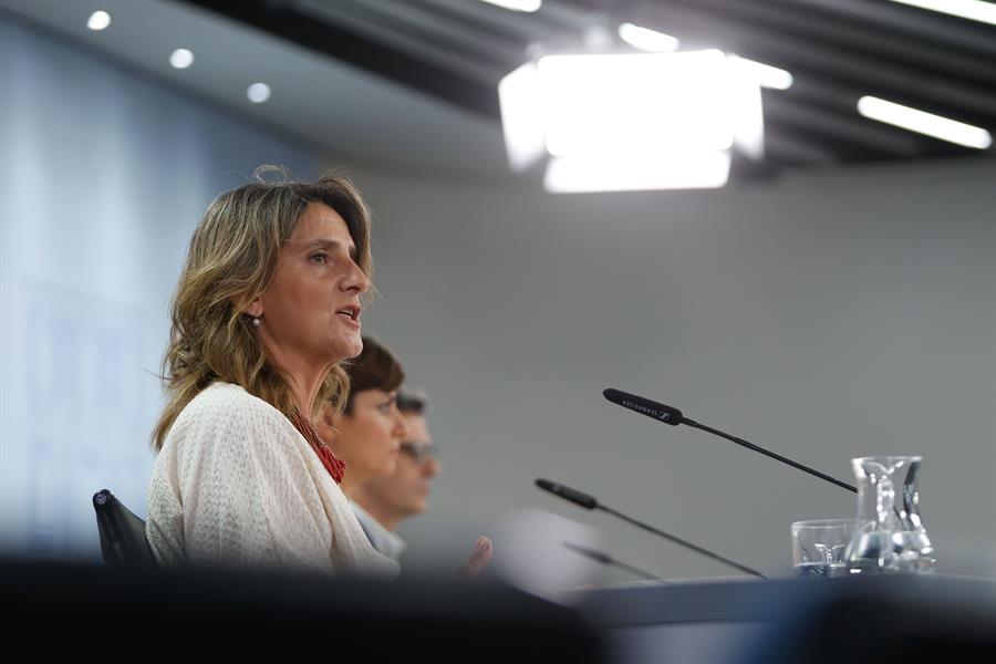 El Gobierno "despeja dudas" sobre el plan de ahorro energético a las CCAA este lunes