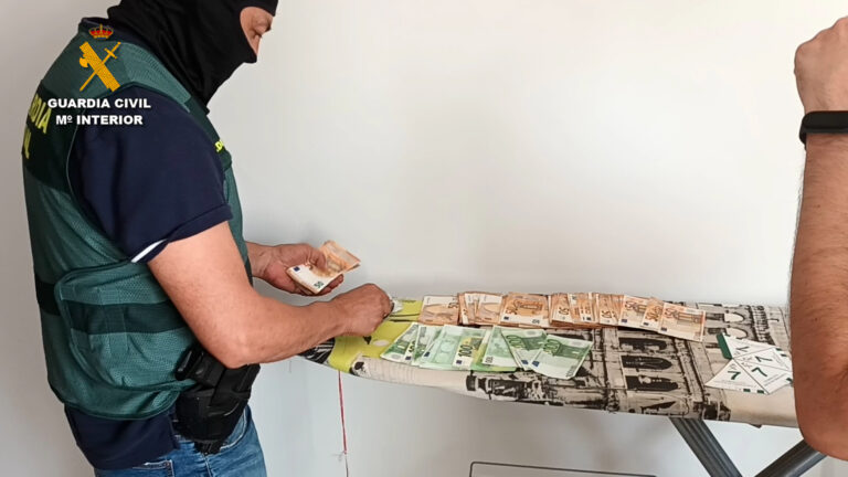 Detenidas cuatro personas en Tenerife por eludir el control financiero y tributario