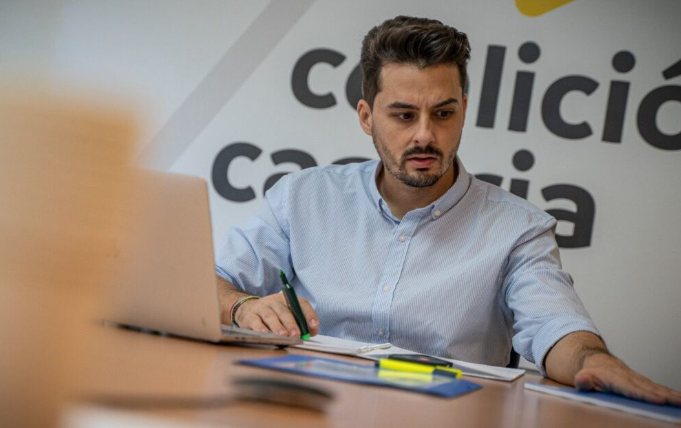 CC afea el "silencio" de Sánchez sobre la migración y la "lealtad sumisa" de Torres