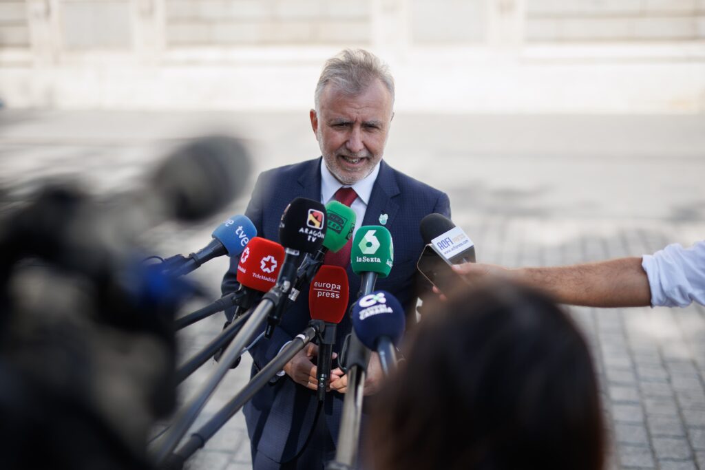 Torres firma este lunes con el MITMA el protocolo para aplicar la bonificación al transporte público regular terrestre