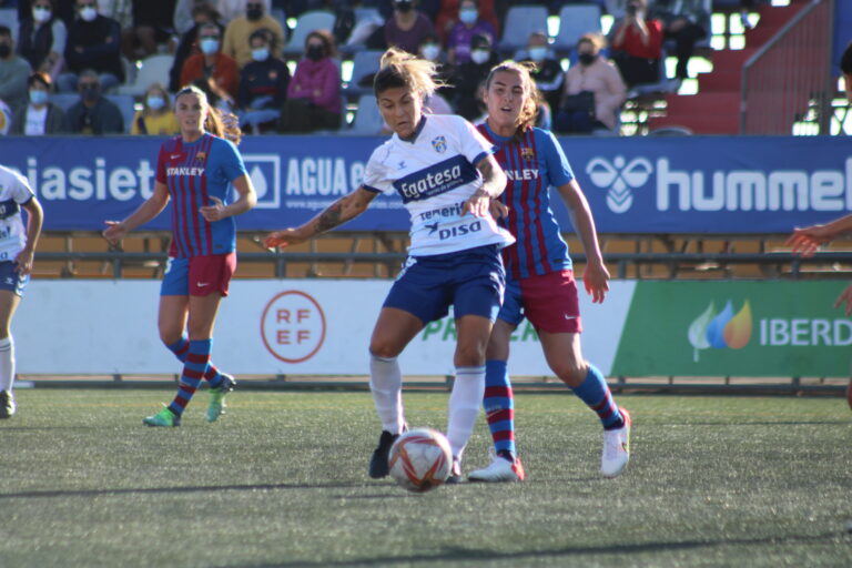 El Barcelona gana en los penaltis el Trofeo Teide al Granadilla Tenerife