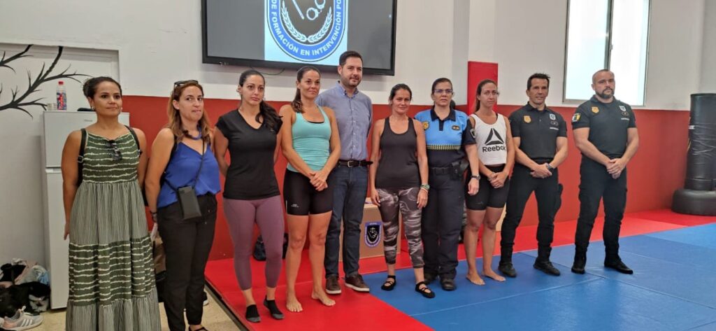 Curso de defensa personal para víctimas de violencia de género. Las Palmas de Gran Canaria.