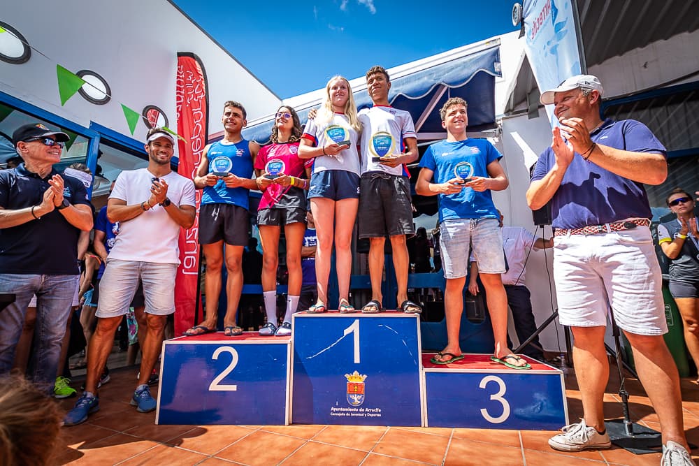 Victorias de de Gustavo Lorenço y Demby Kennedy en la 27ª Travesía a Nado San Ginés