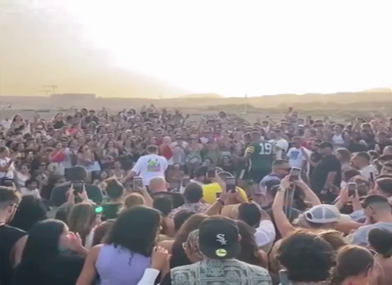 Denuncian a Justin Quiles por su concierto improvisado en Tenerife
