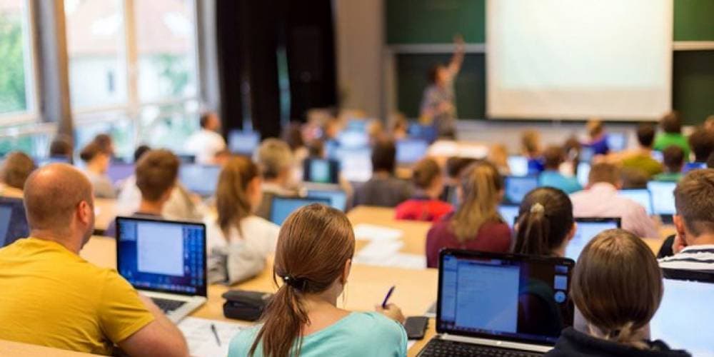 La tasa de abandono escolar en Canarias cae un 65,18 % en las dos últimas décadas