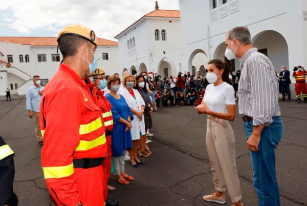 Los Reyes vuelven a La Palma para conocer las tareas de reconstrucción ...