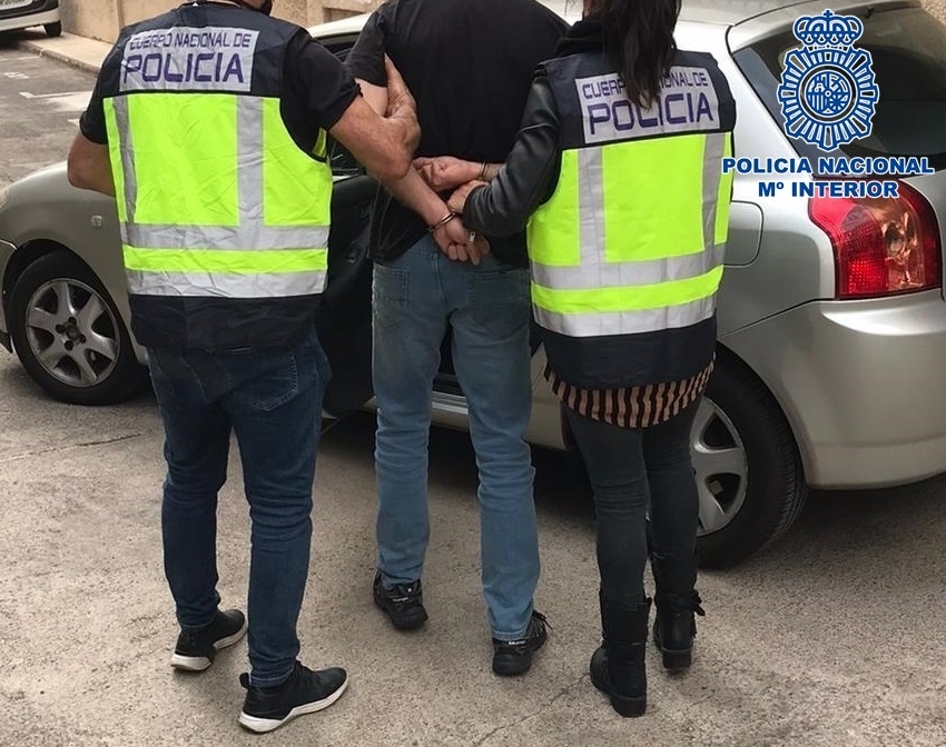 Detenido tras quemar tres coches en Santa Cruz de Tenerife