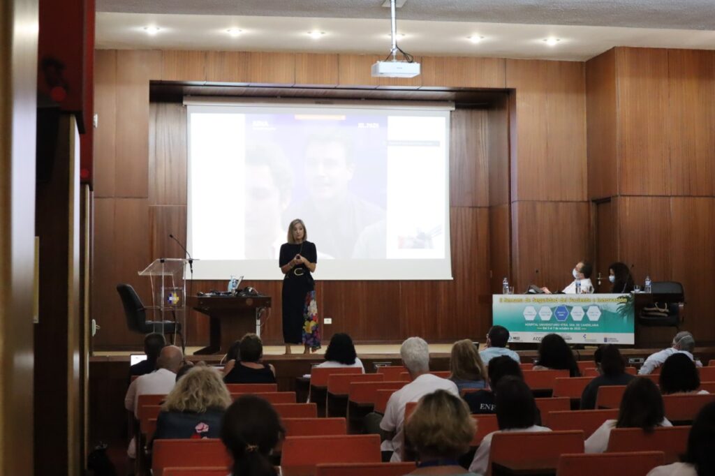 El Hospital de La Candelaria reúne a expertos en innovación y seguridad del paciente