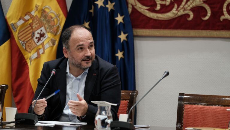 Canarias constituye la comisión mixta de afectados por la Ley de Costas