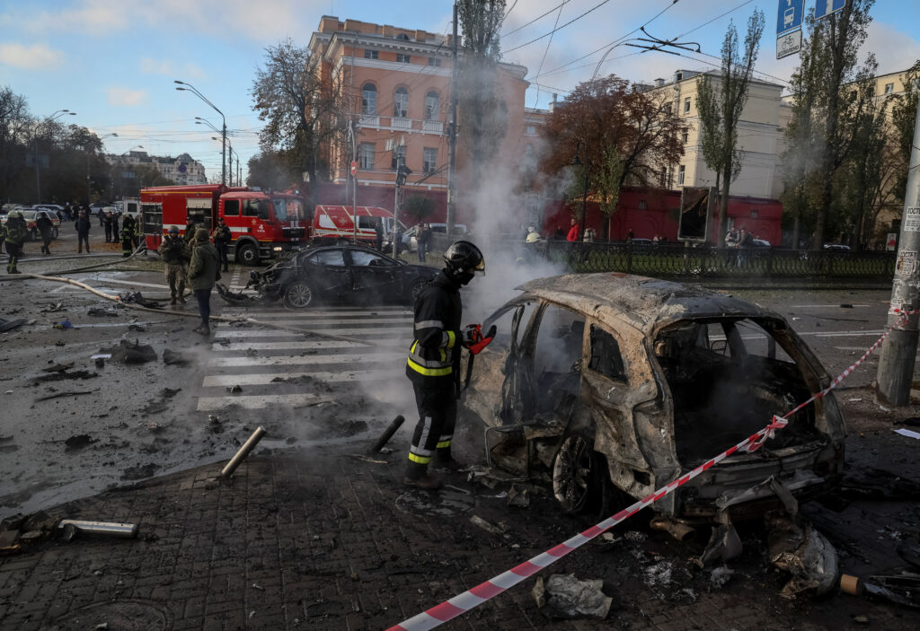 Varias explosiones en el centro de Kiev