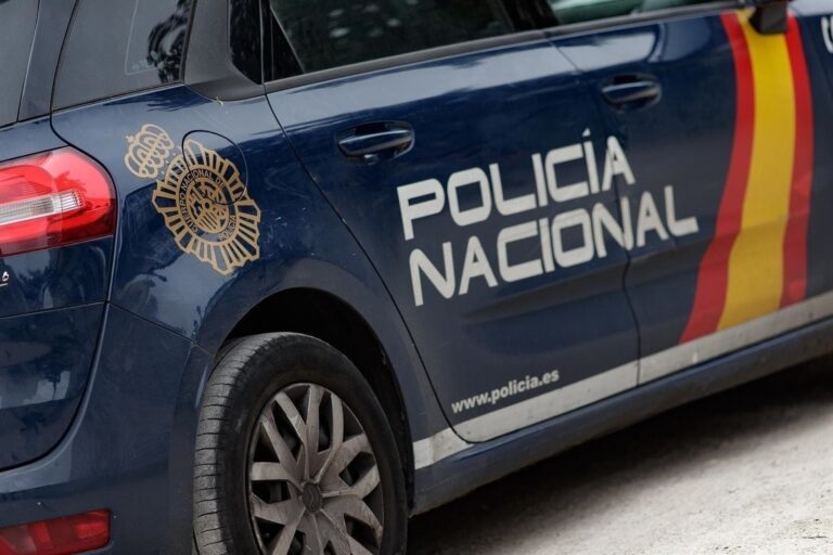 Detienen a tres personas por los presuntos abusos sexuales a menores en un colegio de Telde