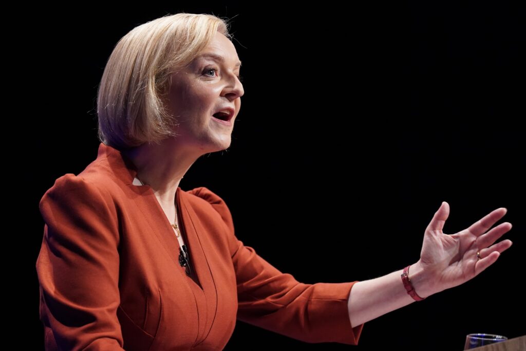 Liz Truss anuncia su dimisión como primera ministra