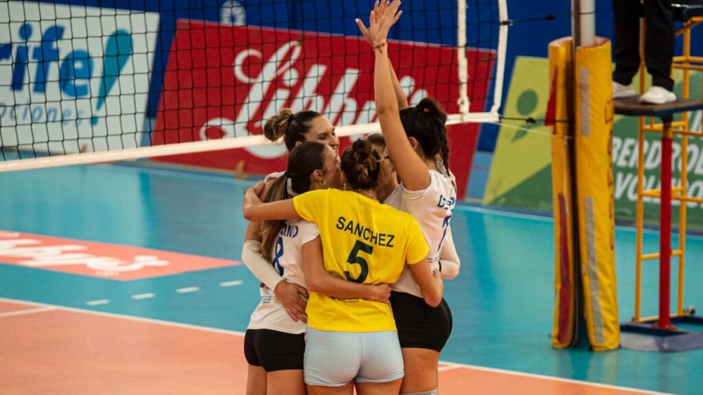 El CV Gran Canaria gana el primer derbi canario ante el Tenerife Libbys (0-3)